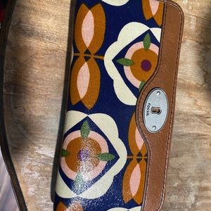 Fossil wallet